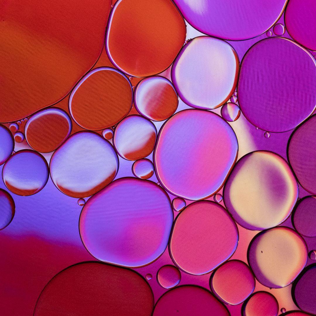 abstract image of oil drops in water