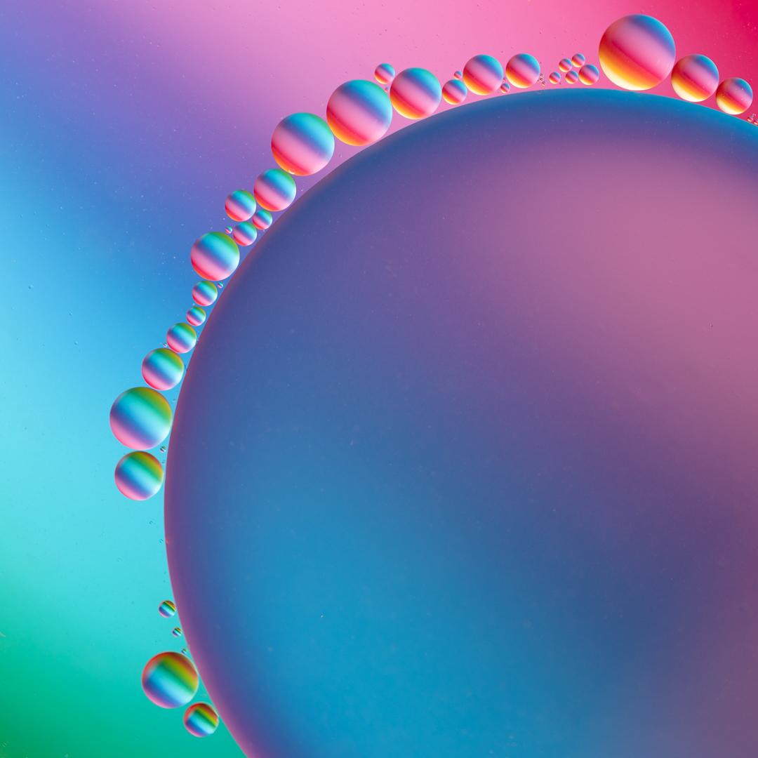 abstract image of oil drops in water